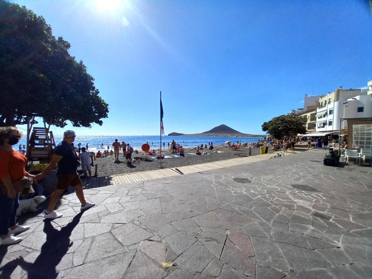 Playa Chica Views Apartment เอลเมดาโน ภายนอก รูปภาพ
